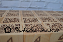 Cargar imagen en el visor de la galería, QR madera taco