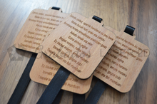 Cargar imagen en el visor de la galería, Medallas personalizadas madera
